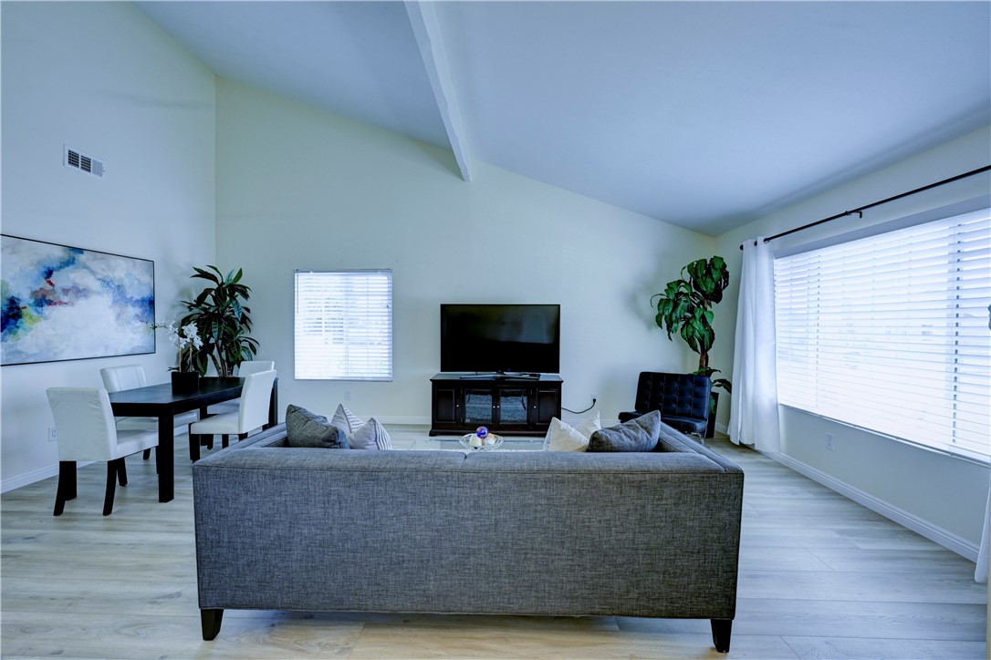 1850 North Cymbal Place