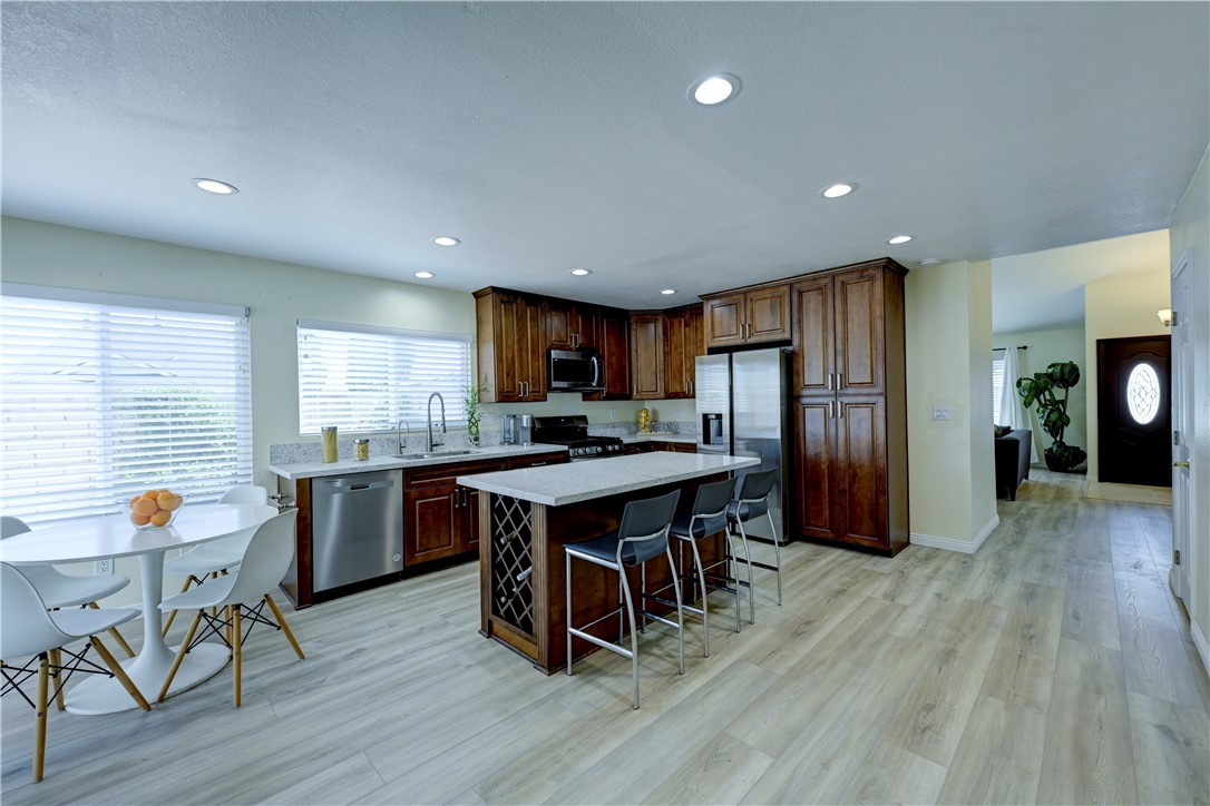 1850 North Cymbal Place