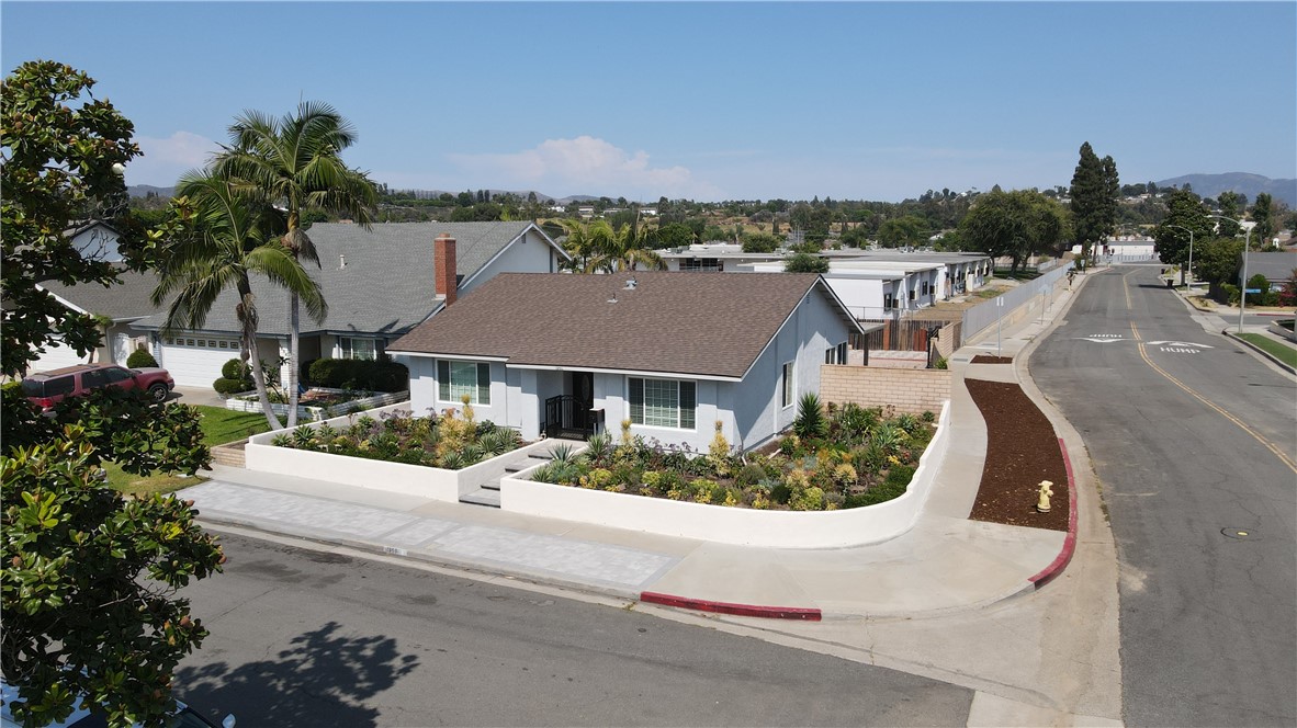 1850 North Cymbal Place