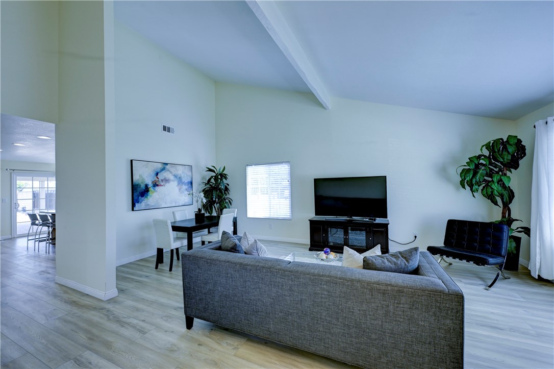 1850 North Cymbal Place