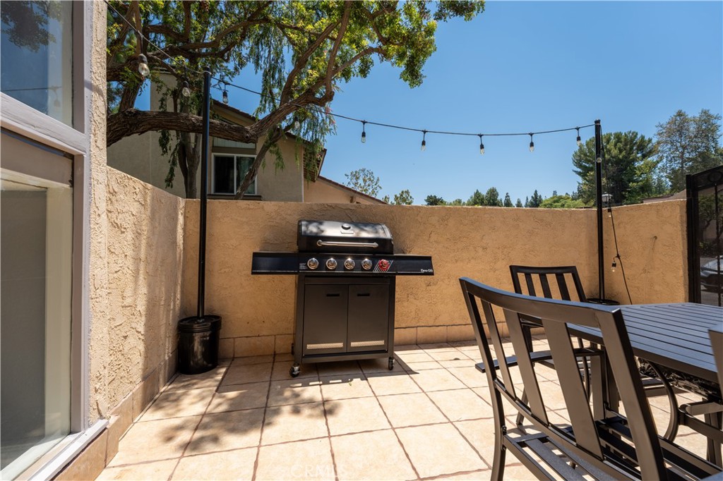 5639 E Vista Del Cerro