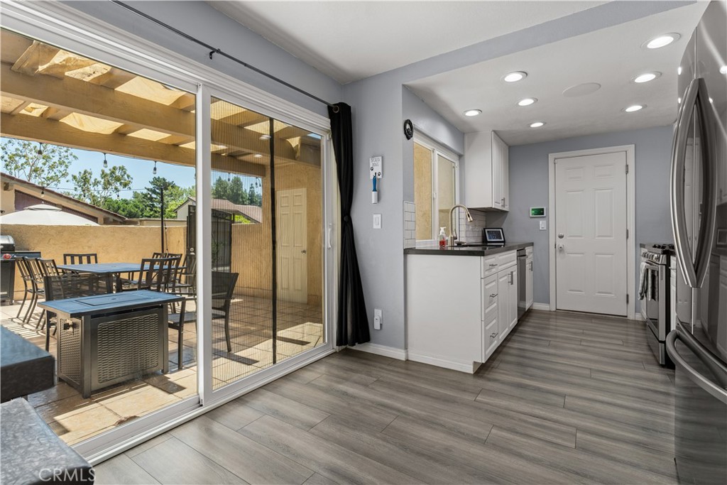 5639 E Vista Del Cerro