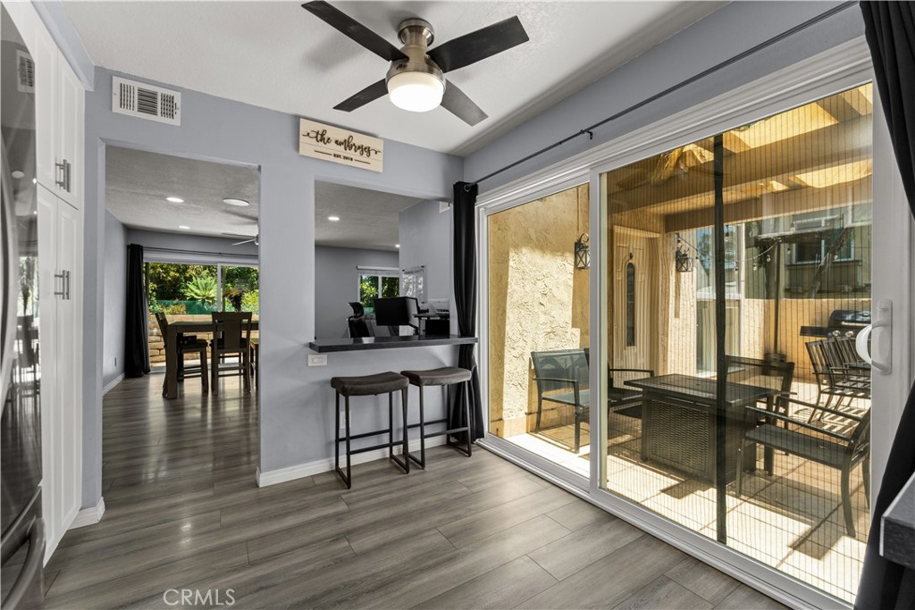 5639 E Vista Del Cerro