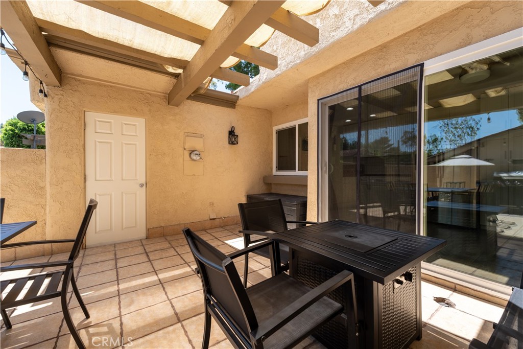 5639 E Vista Del Cerro