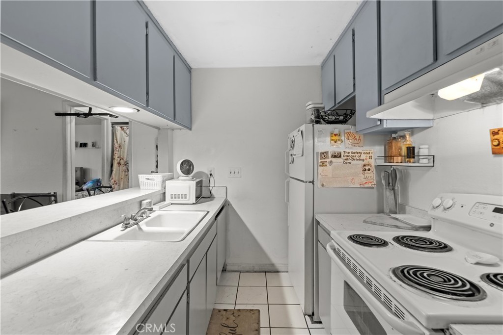 5500 Ackerfield Avenue 317