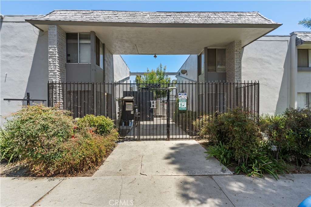 5500 Ackerfield Avenue 317