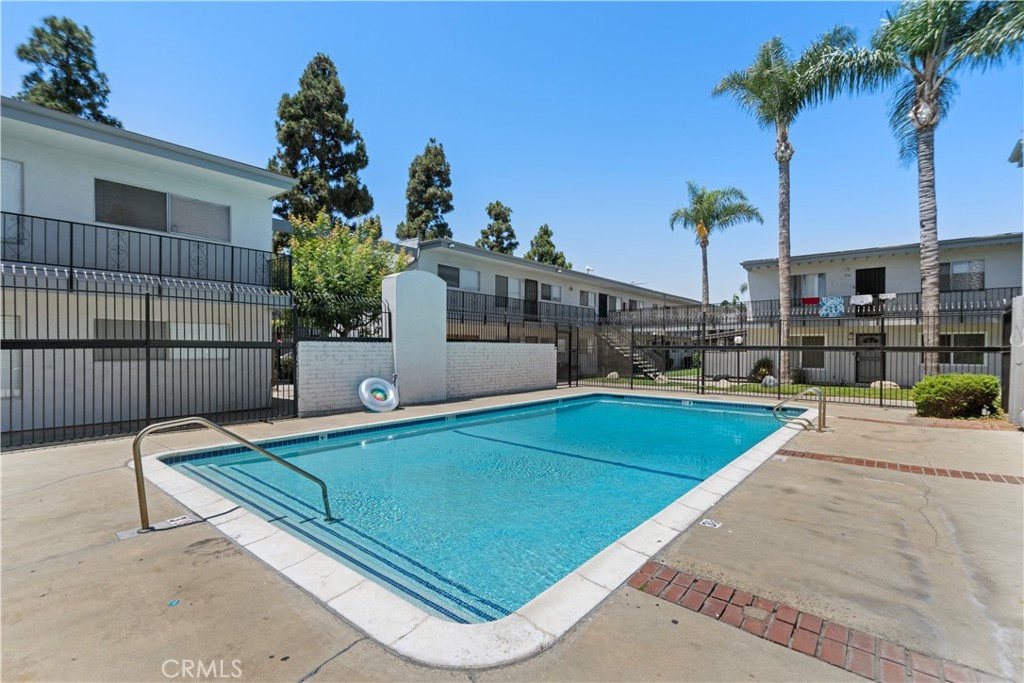 5500 Ackerfield Avenue 317