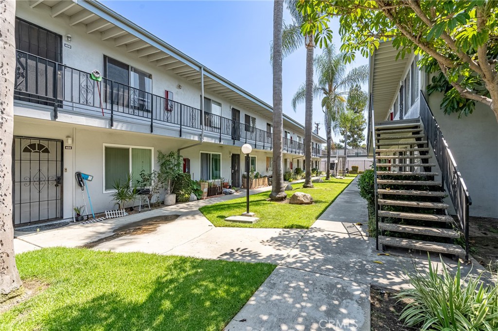 5500 Ackerfield Avenue 317