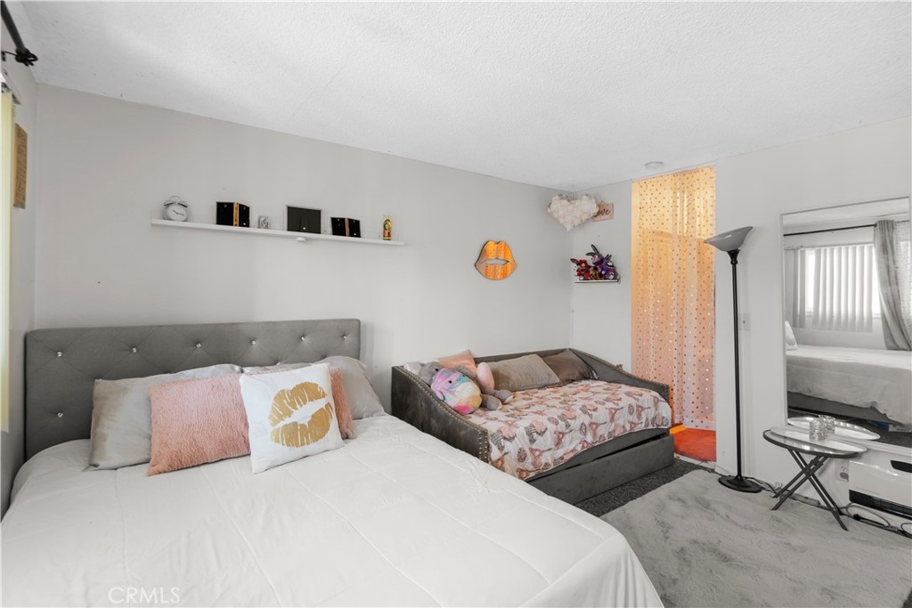 5500 Ackerfield Avenue 317