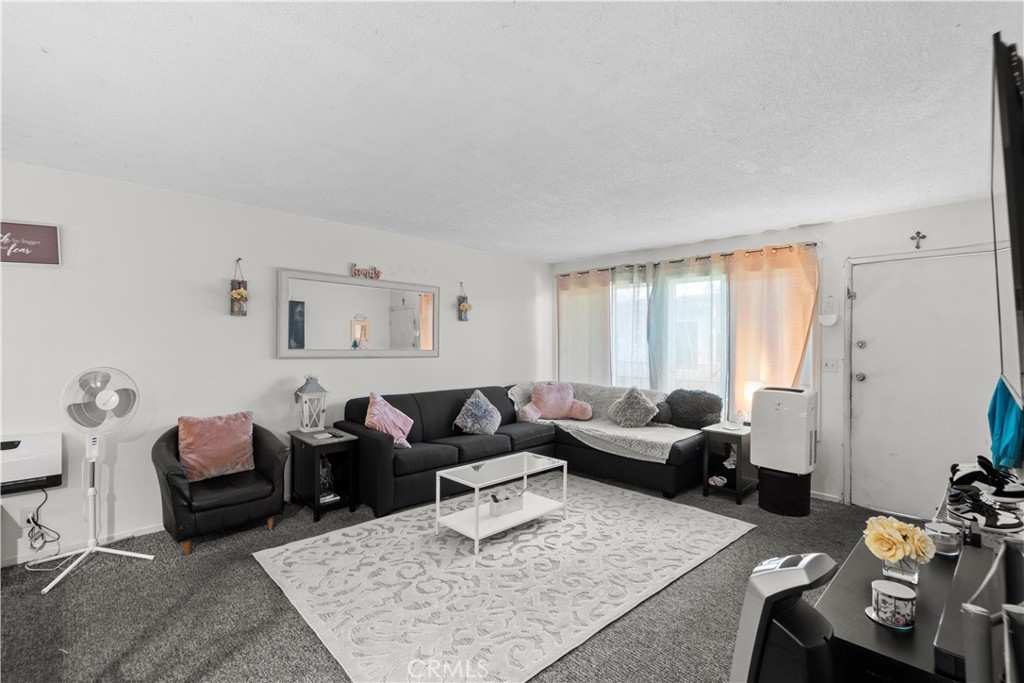 5500 Ackerfield Avenue 317