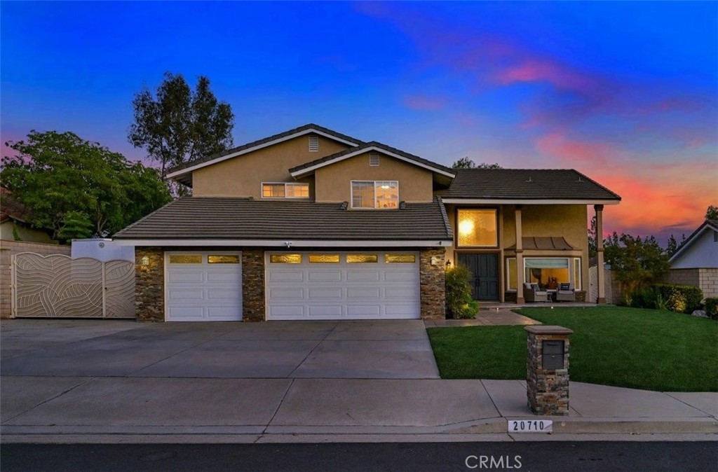 20710 VISTA DEL SOL