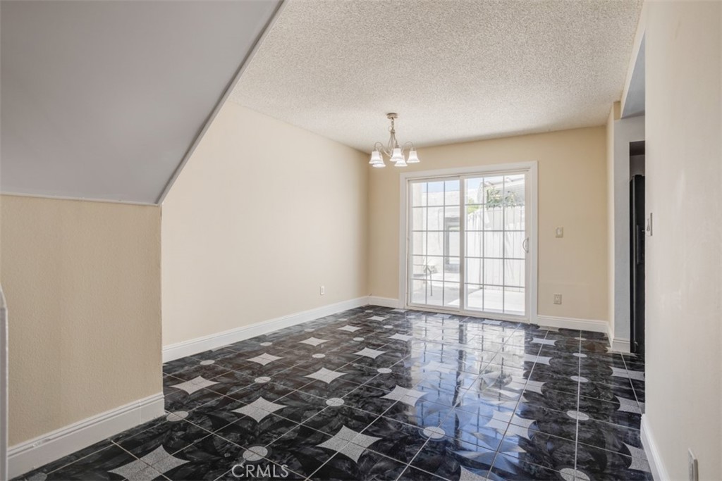 13835 Magnolia Street