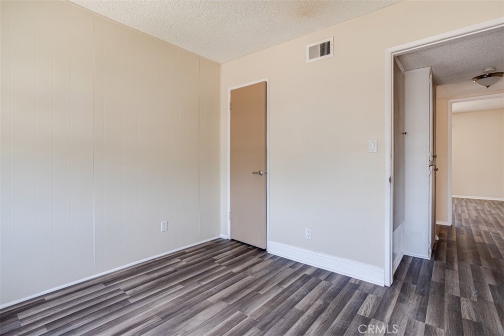 13835 Magnolia Street