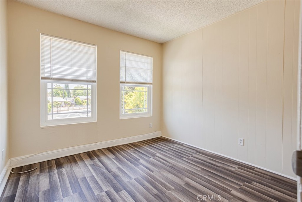 13835 Magnolia Street