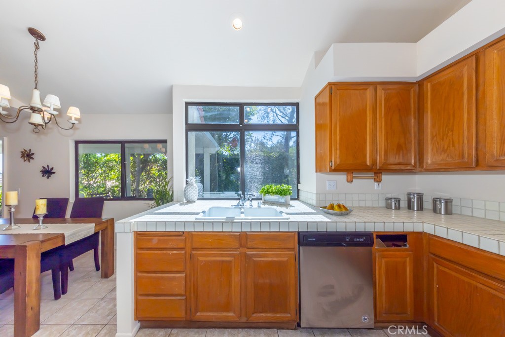 4420 E Ardmore Street