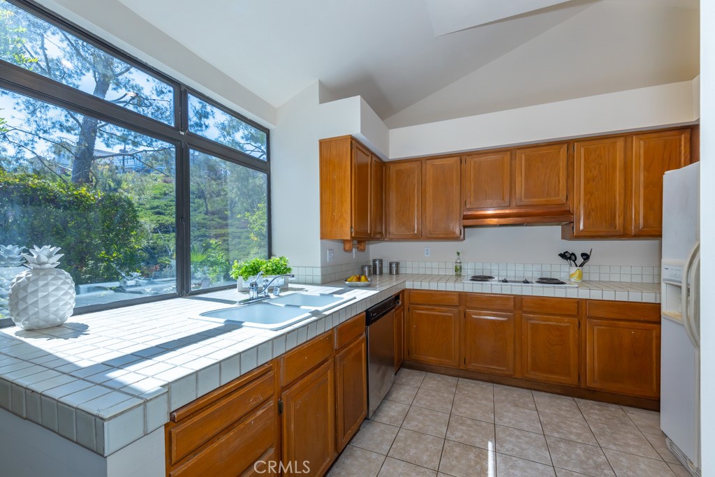 4420 E Ardmore Street