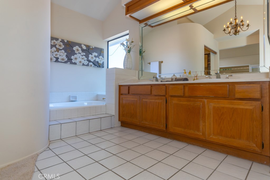 4420 E Ardmore Street