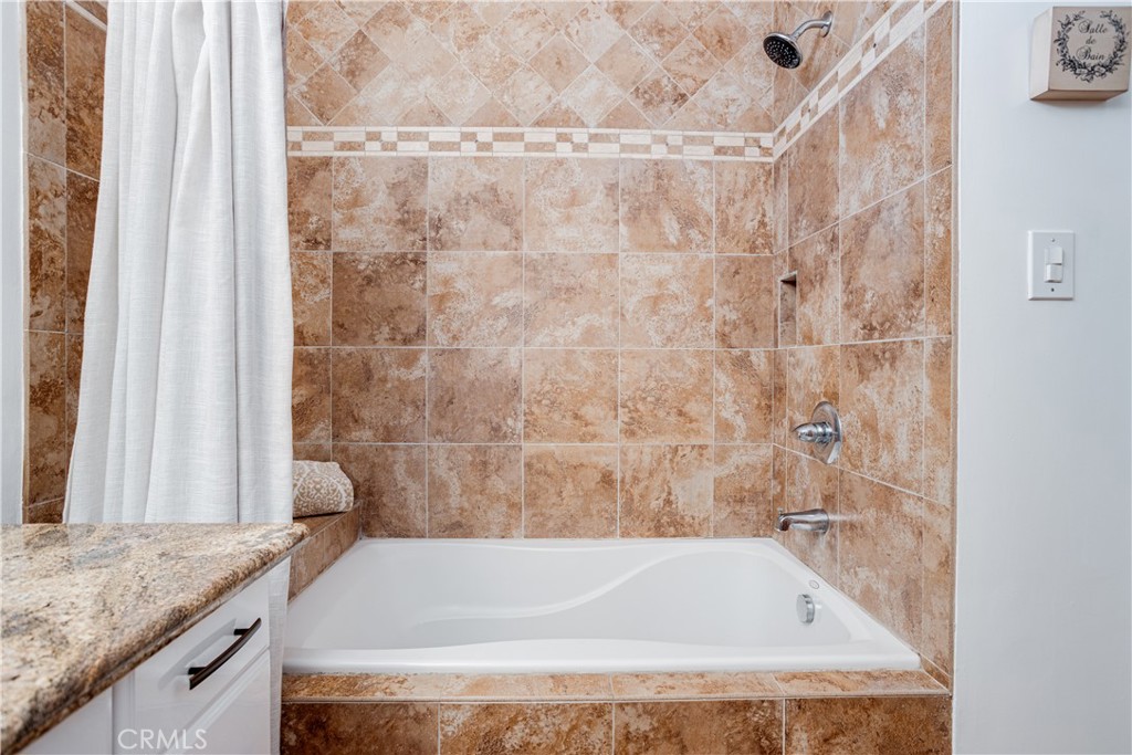 5361 E Willow Street