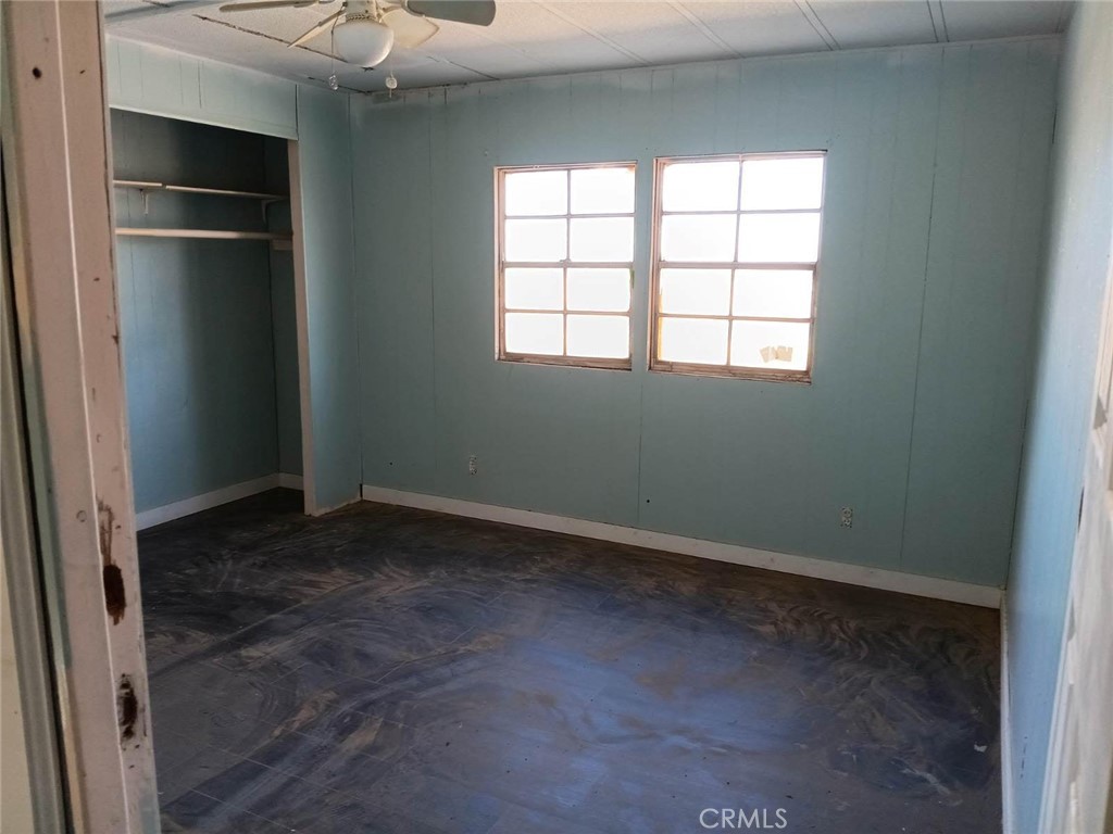 21112 N Neighbours Boulevard