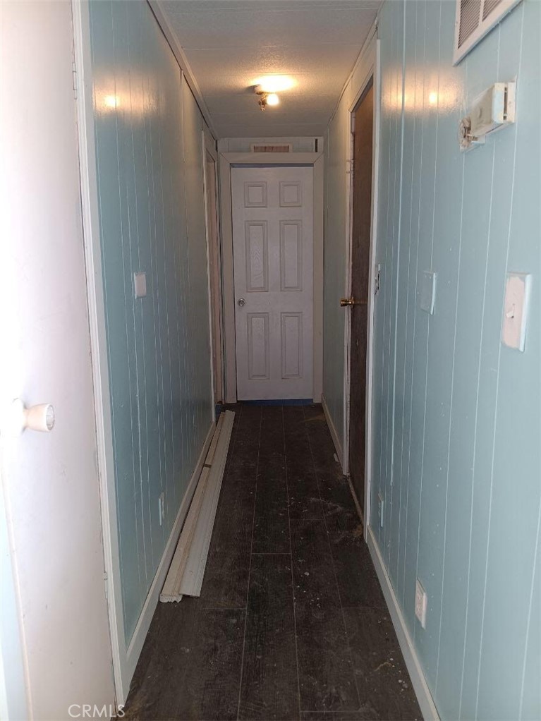 21112 N Neighbours Boulevard