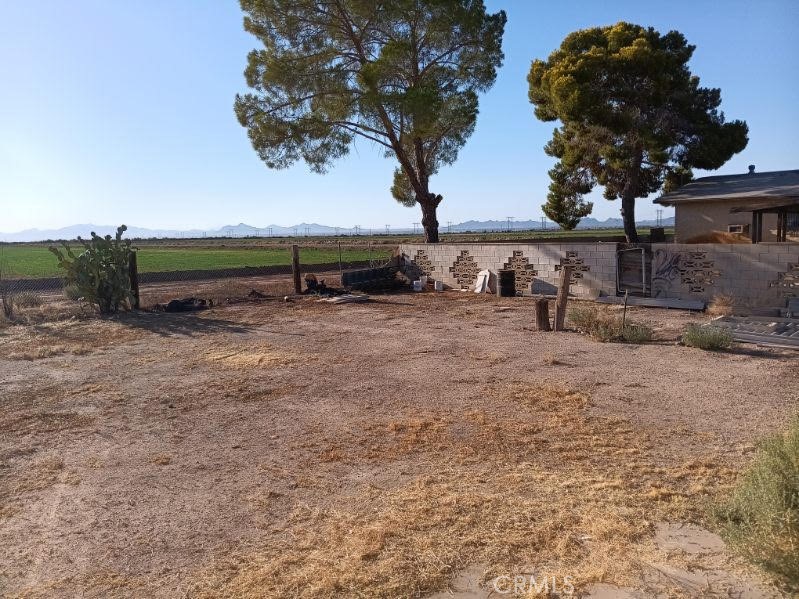 21112 N Neighbours Boulevard