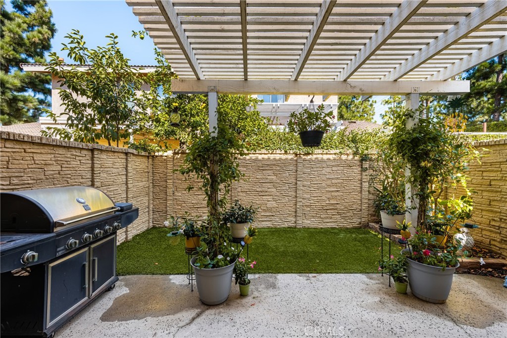 314 South Caliente Court