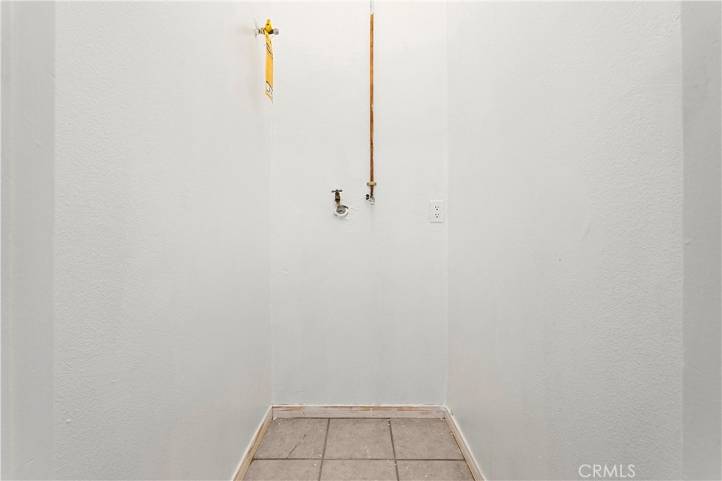 10406 Avalon Boulevard