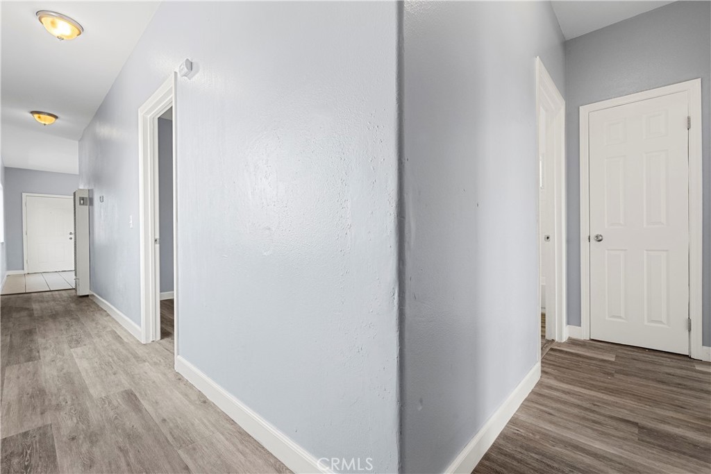 10406 Avalon Boulevard