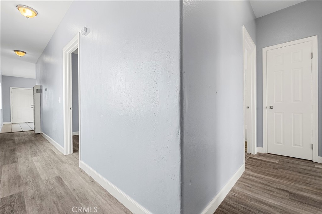 10406 Avalon Boulevard