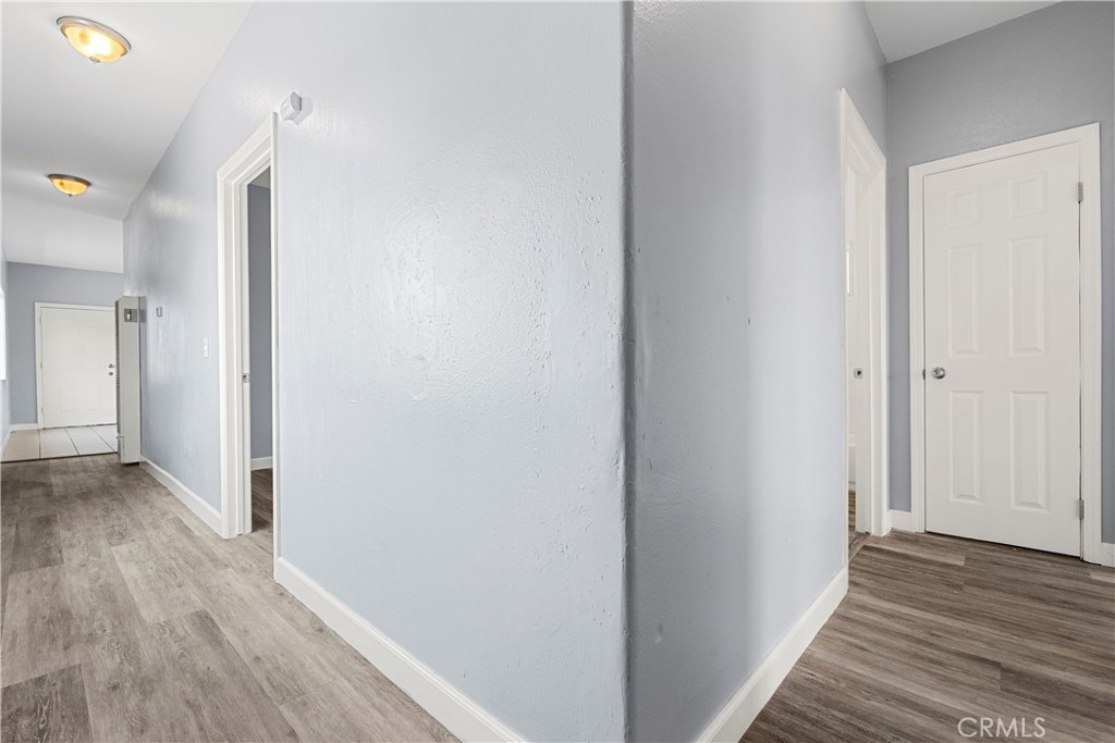 10406 Avalon Boulevard