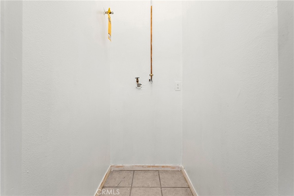 10406 Avalon Boulevard