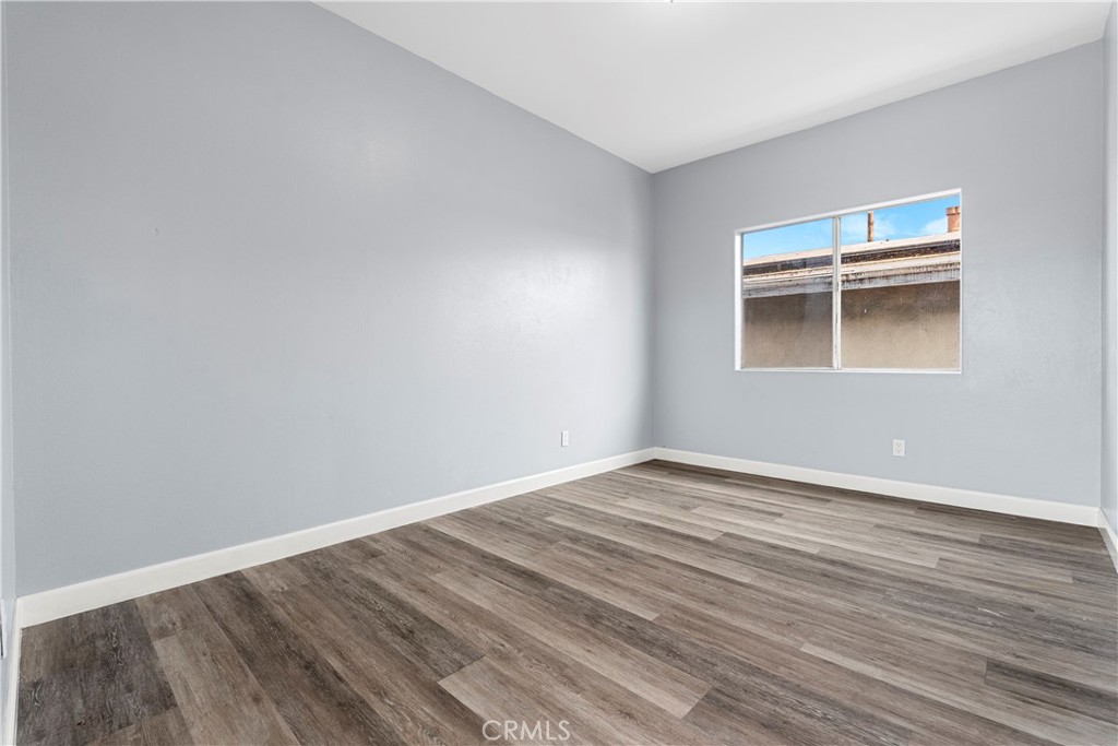 10406 Avalon Boulevard