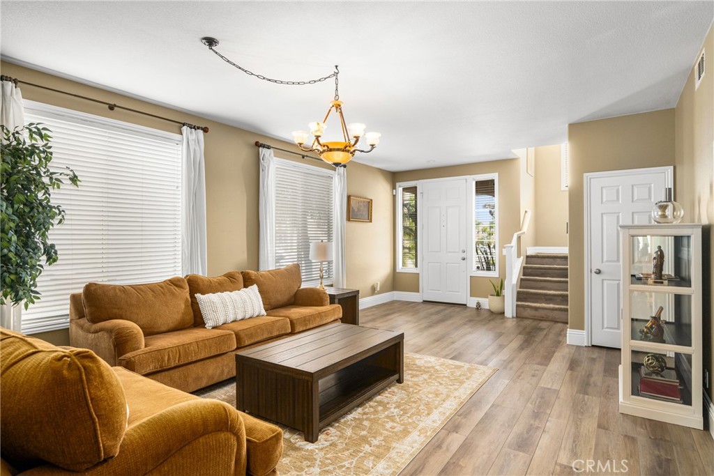 8804 E HEATHERWOOD Road