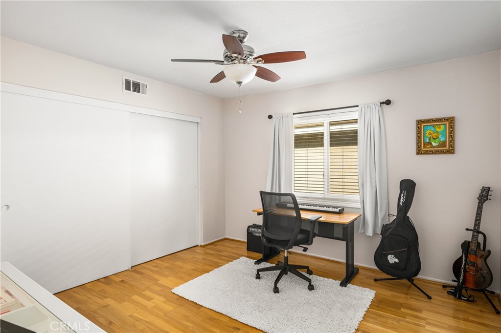 8804 E HEATHERWOOD Road