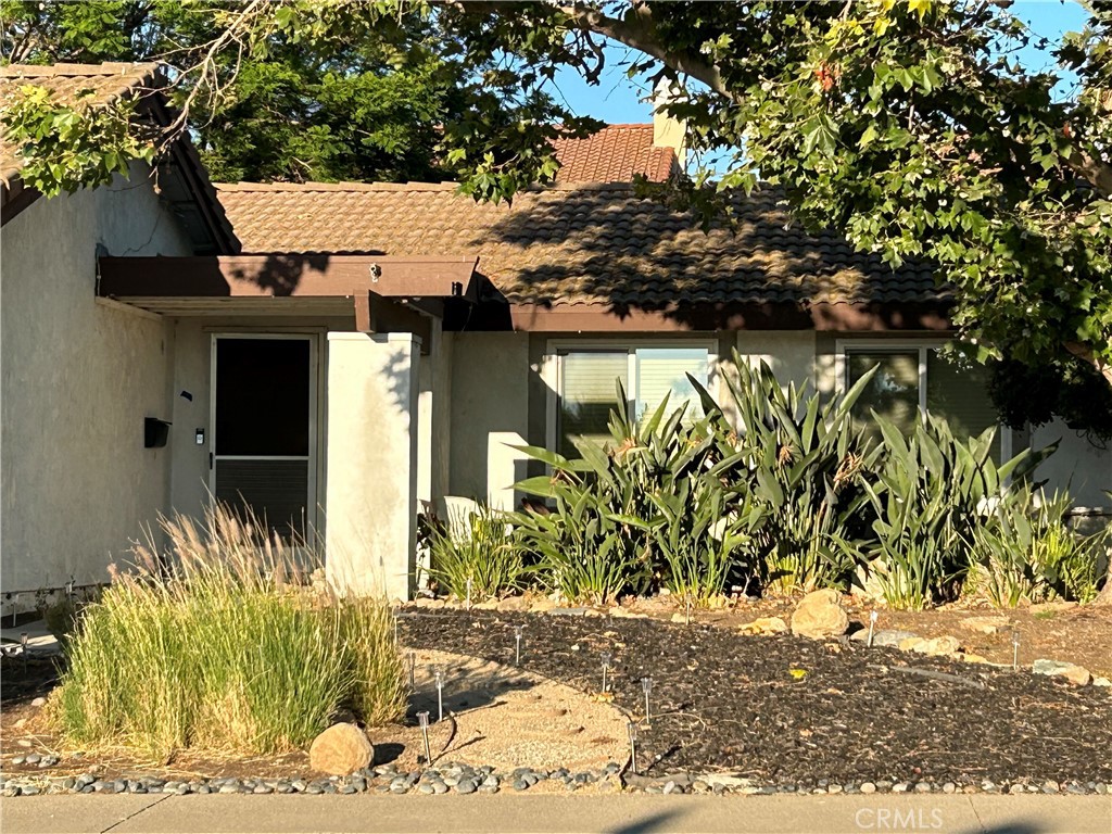 4418 Avenida Del Este