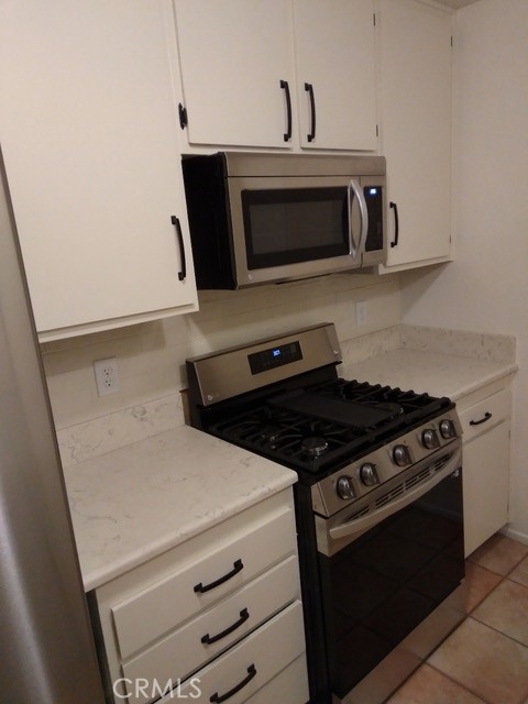 4418 Avenida Del Este