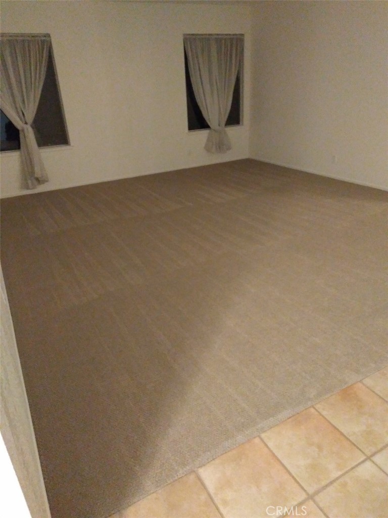 4418 Avenida Del Este