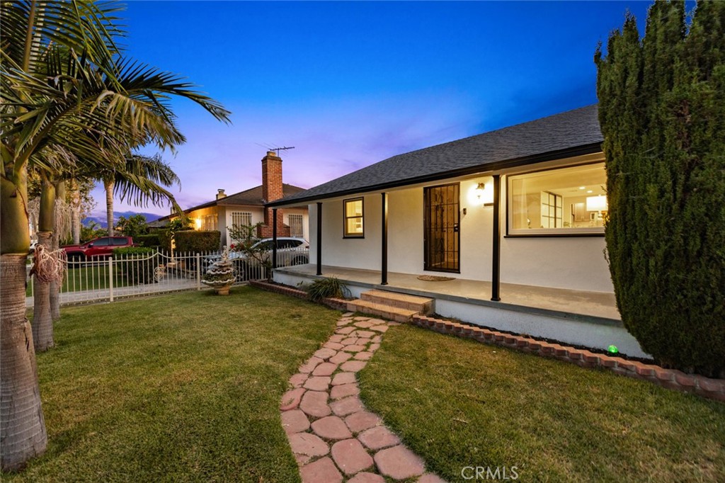 2116 S Sycamore Street