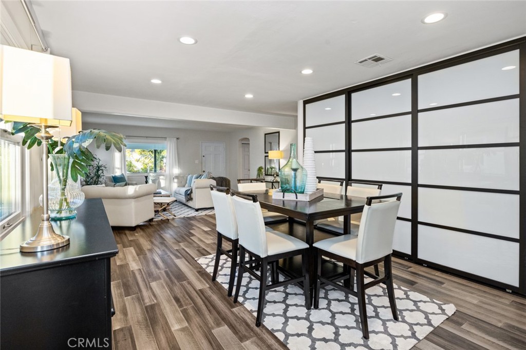 2116 S Sycamore Street