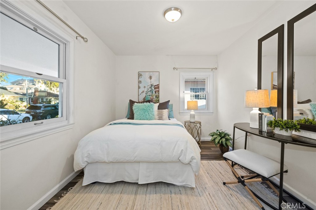 2116 S Sycamore Street