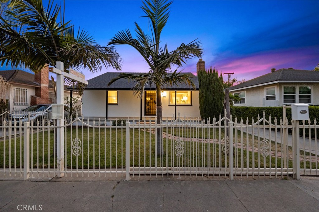 2116 S Sycamore Street