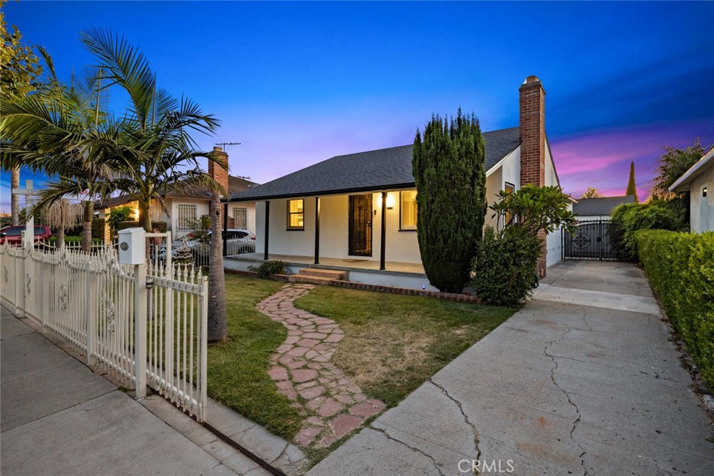 2116 S Sycamore Street