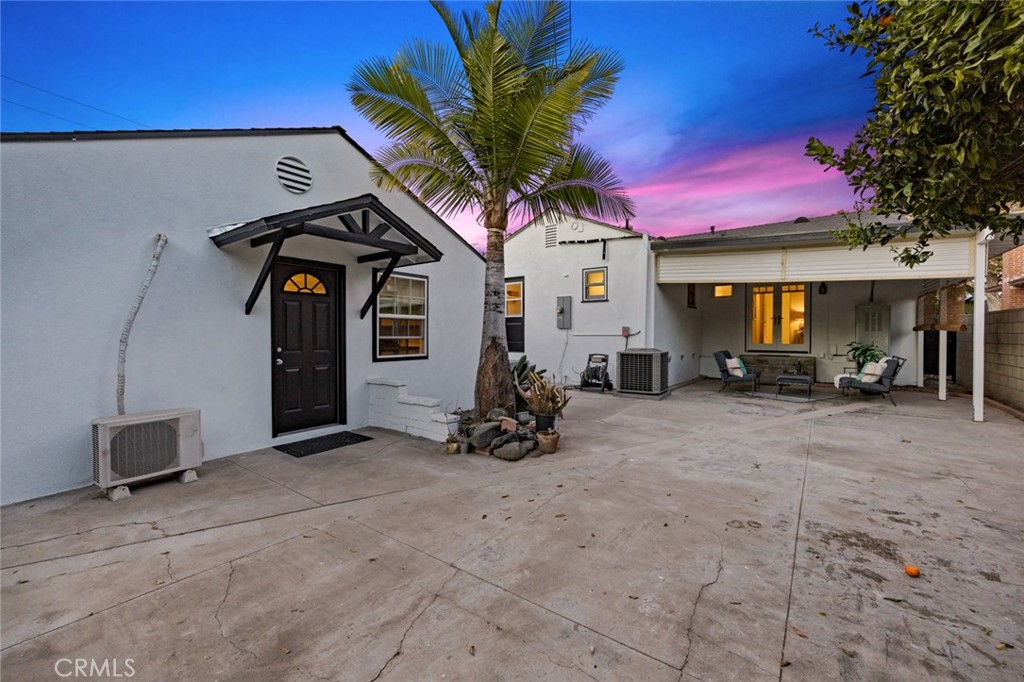 2116 S Sycamore Street