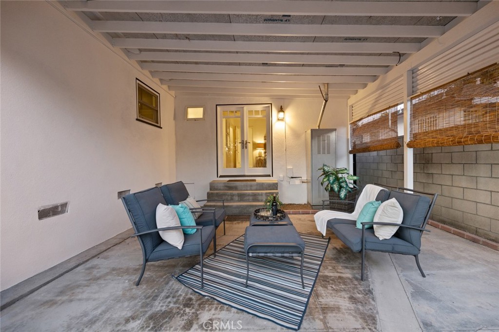 2116 S Sycamore Street