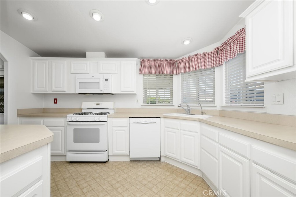 16222 Monterey Lane 55