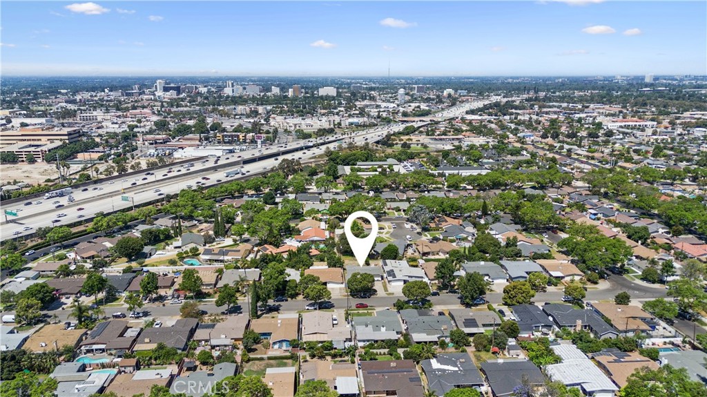 1106 N Wright Street