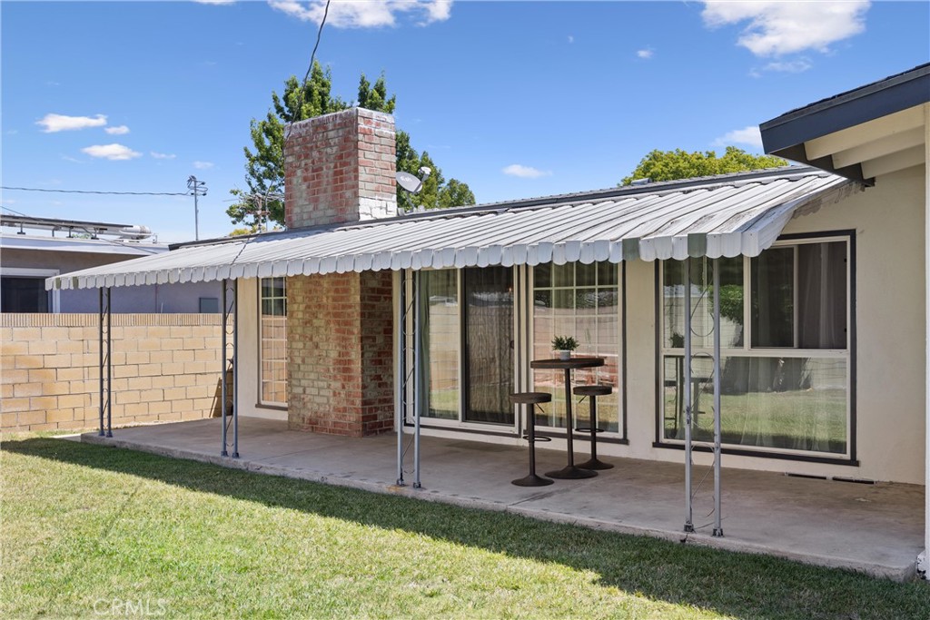 1106 N Wright Street