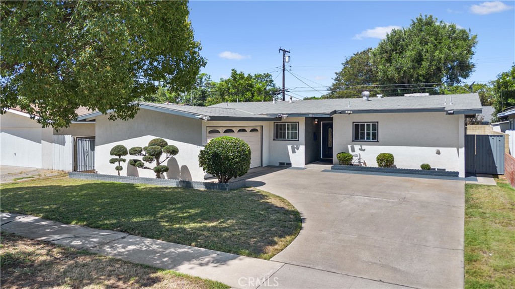 1106 N Wright Street