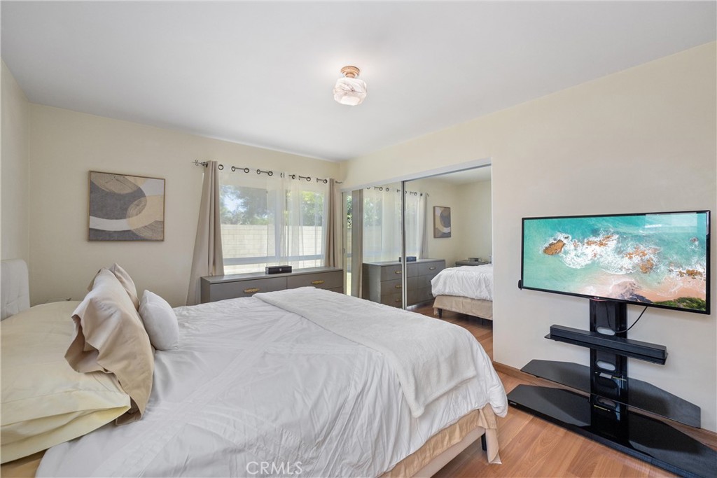 1106 N Wright Street