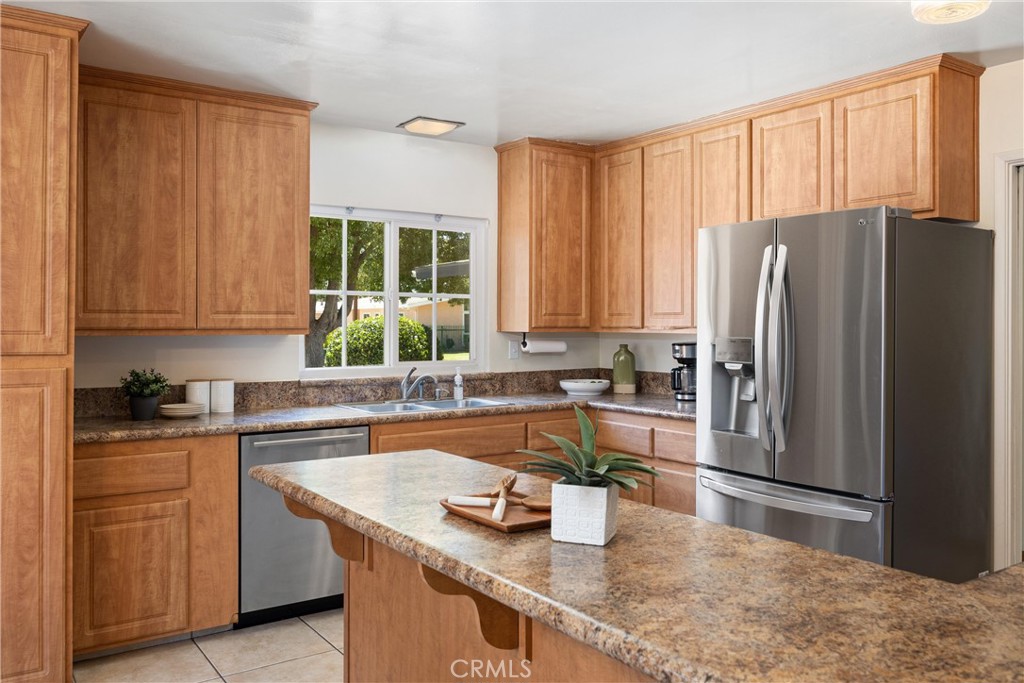 1106 N Wright Street